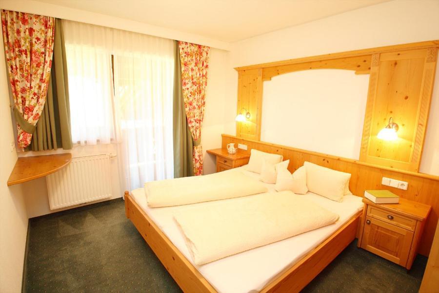 Ferienhof Lackner Ried im Zillertal Room photo