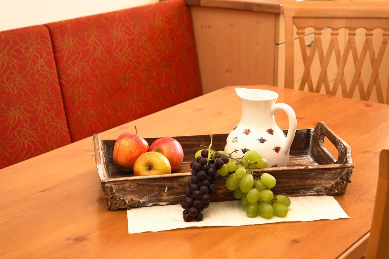 Ferienhof Lackner Ried im Zillertal Room photo
